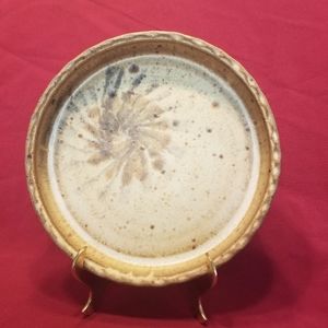 Stoneware quiche/pie dish 9" wide